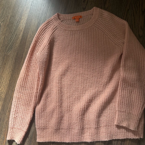 Pink knit Sweater. - Picture 4 of 4